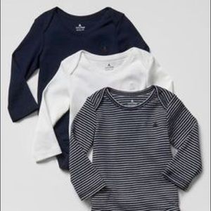 Baby Gap Newborn Long Sleeve Onesie Set in Navy